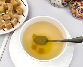 梨膏糖煮水喝的功效、制作方法和注意事项