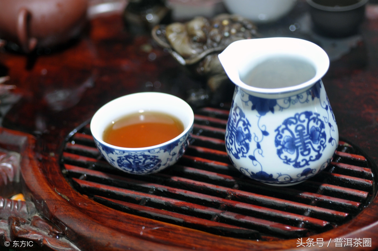 新 '普洱茶对胃的影响：生茶还是熟茶？如何避免喝茶损伤胃？'