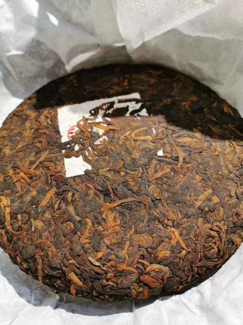 2017年珍藏版班章普洱茶熟茶：古树原料，醇厚口感，收藏佳品