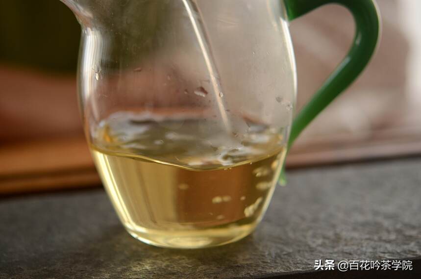 新普洱茶煮沸后出现浑浊状况，可能是这些原因导致的！