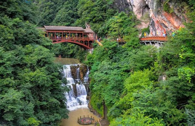 保康县值得一游的旅游景点及活动推荐：历史，文化，自然风光等多元素体验