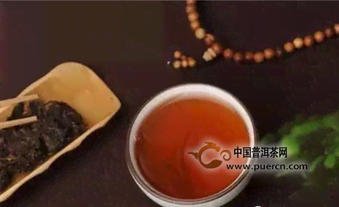 普洱茶：爱长痘的女性良方还是误区？