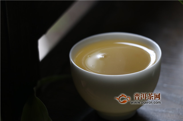 合肥普洱茶加盟费用及饮品价格全面解析：一杯普洱茶背后的故事与成本