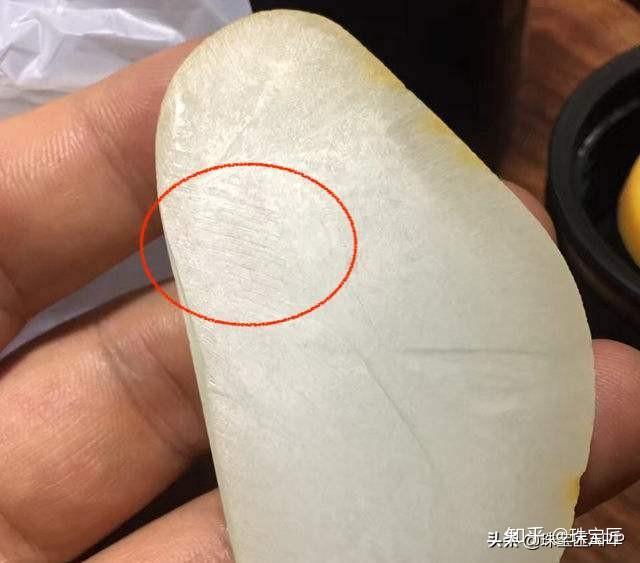 和田玉皮子老反碱真籽料吗？为什么？怎么办？是假皮子吗？