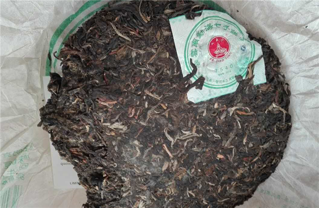 云南八角亭普洱茶357克多少钱：2007年7540生茶，品质如何？