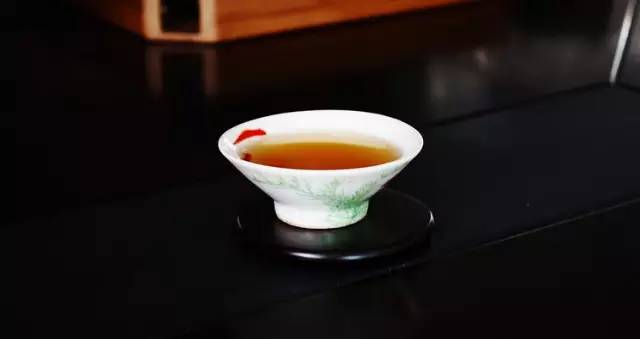 普洱茶浓了好不好喝：普洱茶过浓过多会是什么结果？