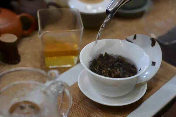 '熟普洱茶泡法：是否需要洗茶？怎么泡？为什么？'