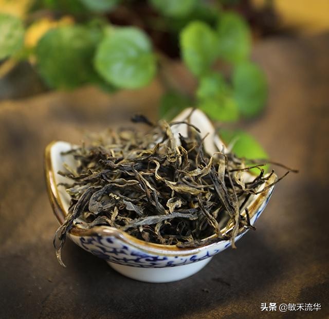 精选普洱茶：一块一块的岁月与韵味