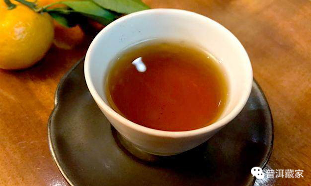 1998年份老普洱茶的市场价格：历、文化和品鉴的深度解析