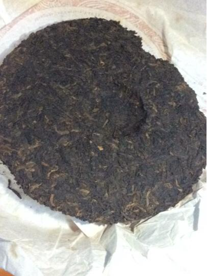 普洱茶品鉴：如何品味一杯醇浓的好茶？从选购、冲泡到品尝的全方位攻略