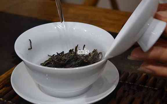 普洱茶之一泡化不开怎么办？还能喝吗？为什么普洱茶之一泡要倒掉？