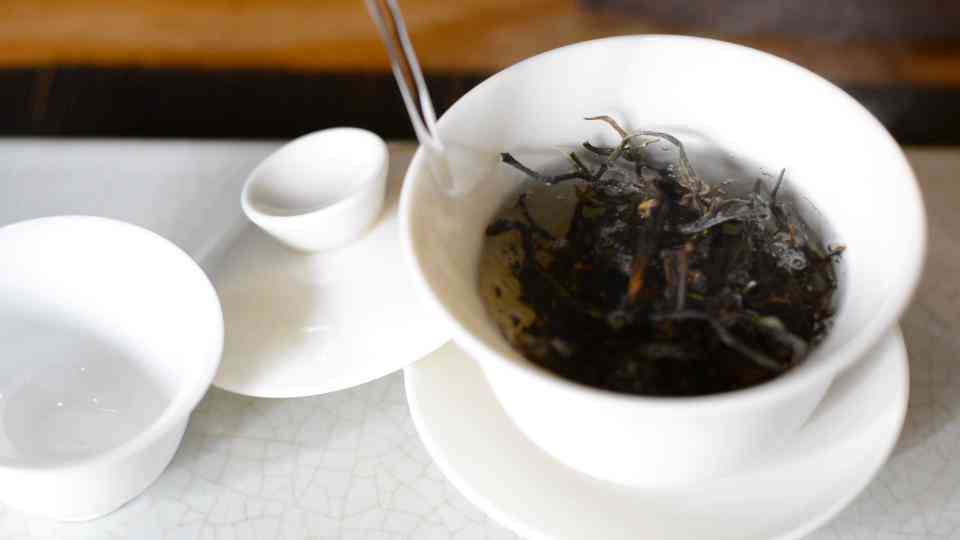 普洱茶一泡茶多少克合适：冲泡与水量的比例