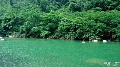 半山半水景色如画：探索青色油青的魅力与旅游攻略