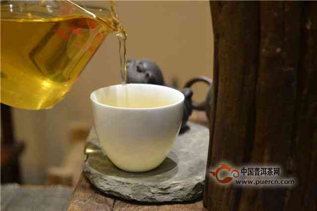 冰岛蜜香普洱生茶价格：2008年饼茶行情一览