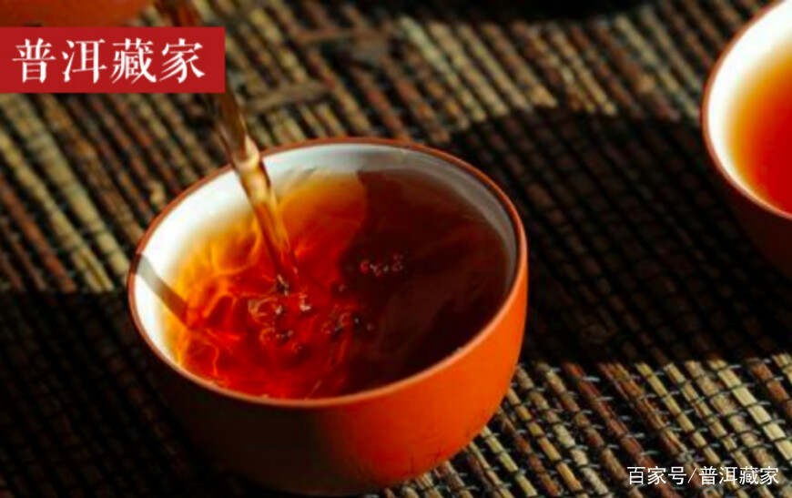 普洱茶与红茶：哪种更适合日常饮用？