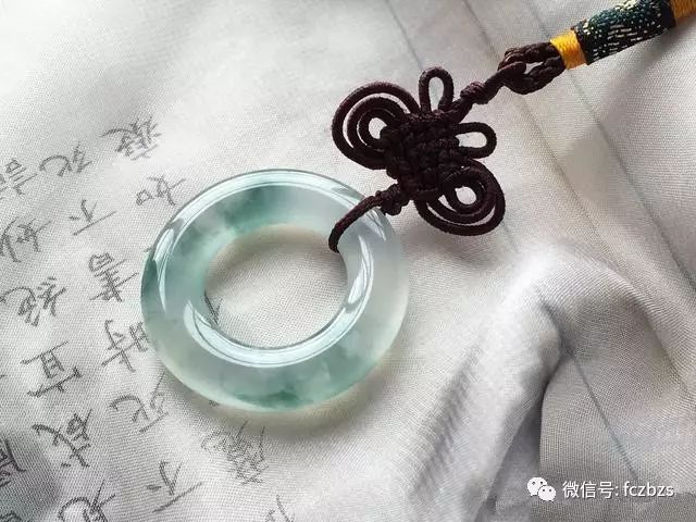 清明祭扫戴玉还是翡翠