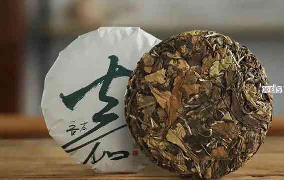 普洱茶饼茶100克含多少茶叶？