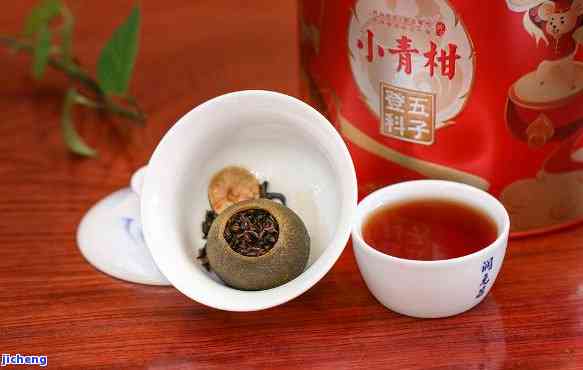 金花普洱茶：一种独特的发酵茶，揭秘其与乌龙茶的区别