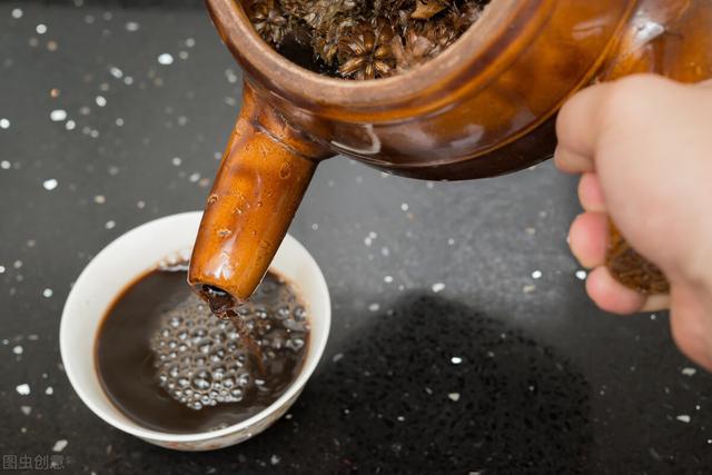 尿频尿急喝茶有效吗？_草药茶、乌龙茶、花草茶等饮品对缓解症状有帮助吗？