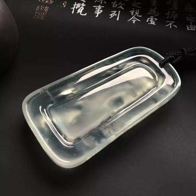 水墨玉就是玻璃