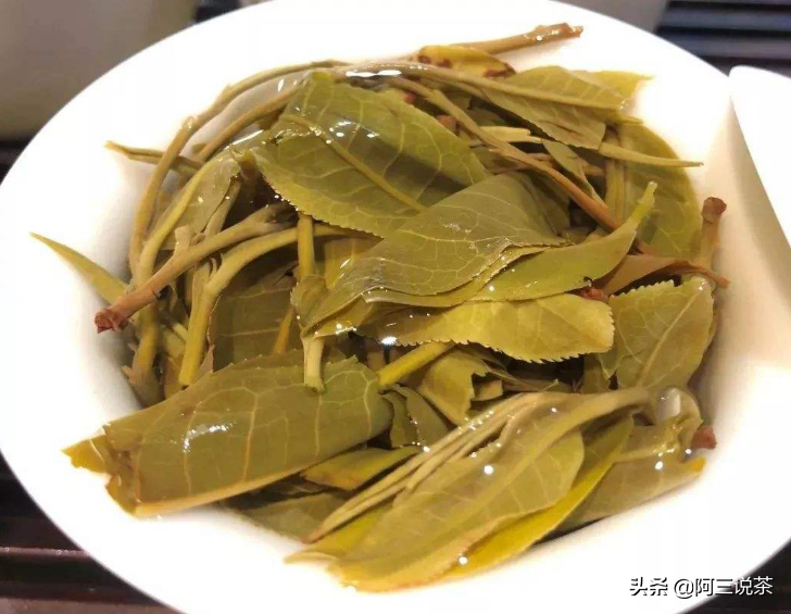 普洱茶王、茶后与茶妃：适合所有人群饮用吗？答案在这里！