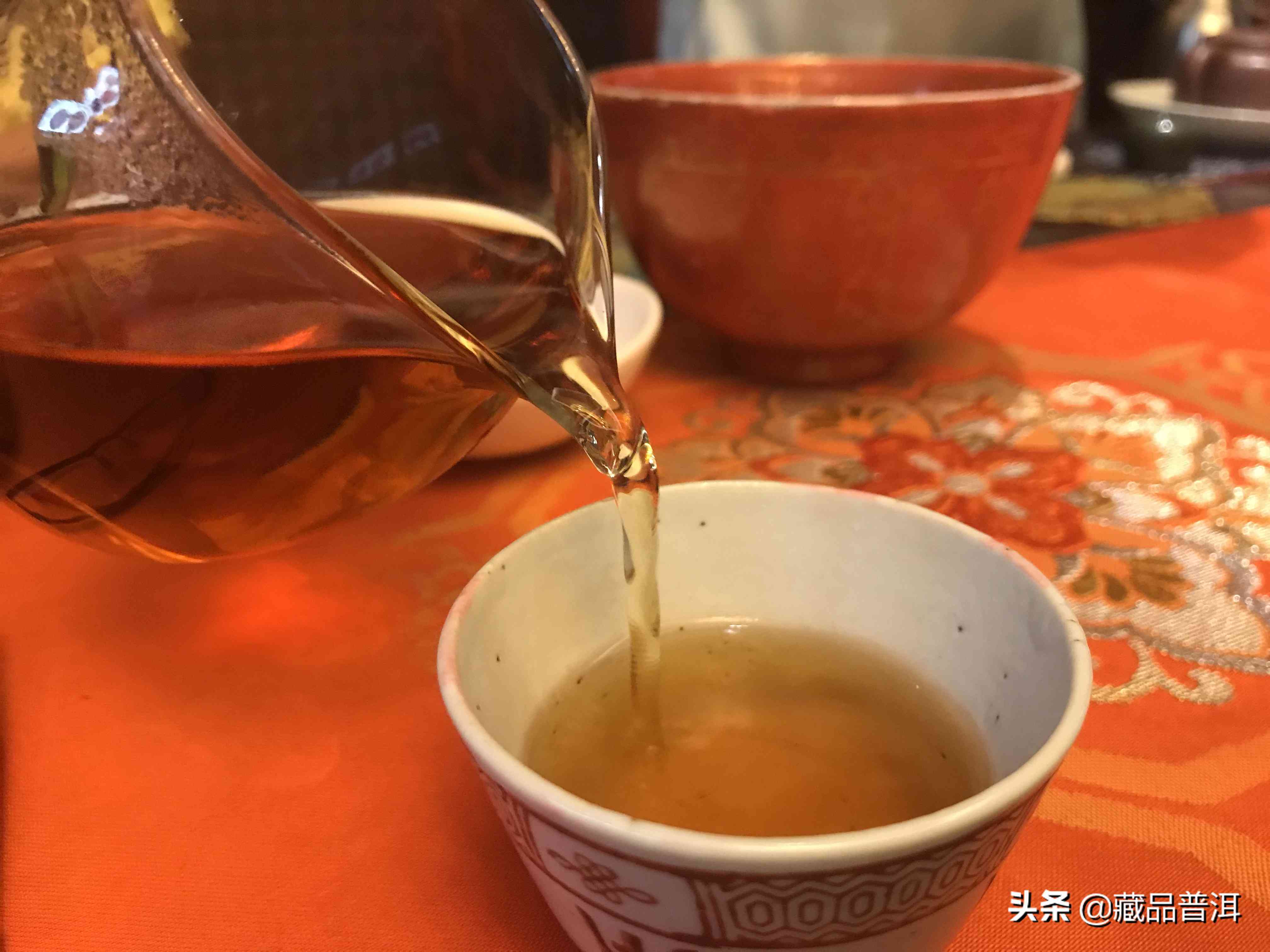 普洱茶的分类及特点：探讨为什么普洱茶会火起来的原因