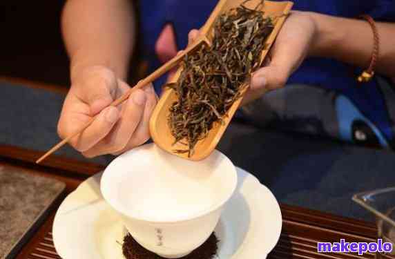 旅行时茶杯选择：用何种材质的茶杯品鉴普洱茶更合适？