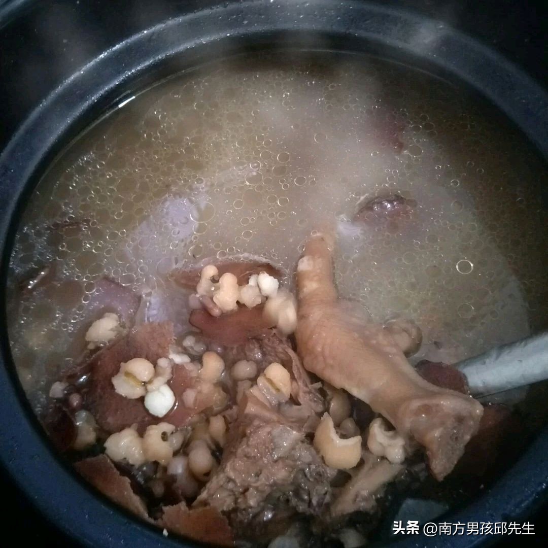 陈皮普洱茶：缓解湿气重的良方，适合女性多饮吗？