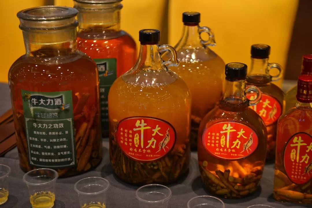 牛大力与陈皮泡酒：一种新的药膳组合，你试过了吗？