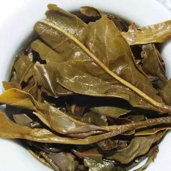 普洱茶有叶状吗？能喝吗？普洱茶的叶子能吃吗？普洱茶的叶底是什么颜色？