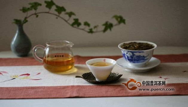 探究景迈古韵普洱茶熟茶的适宜泡法与时间：从古韵到现代口感的完美融合