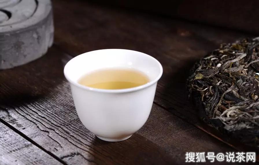 品质上乘的普洱茶头茶：真相揭秘与正确冲泡方法