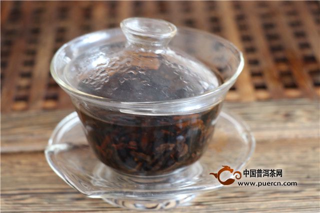 勐海宏业茶业普洱茶品质评析：一款值得品鉴的经典熟茶