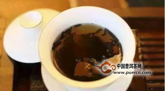 常喝陈皮普洱茶的用途与副作用：全面了解其效果及潜在风险