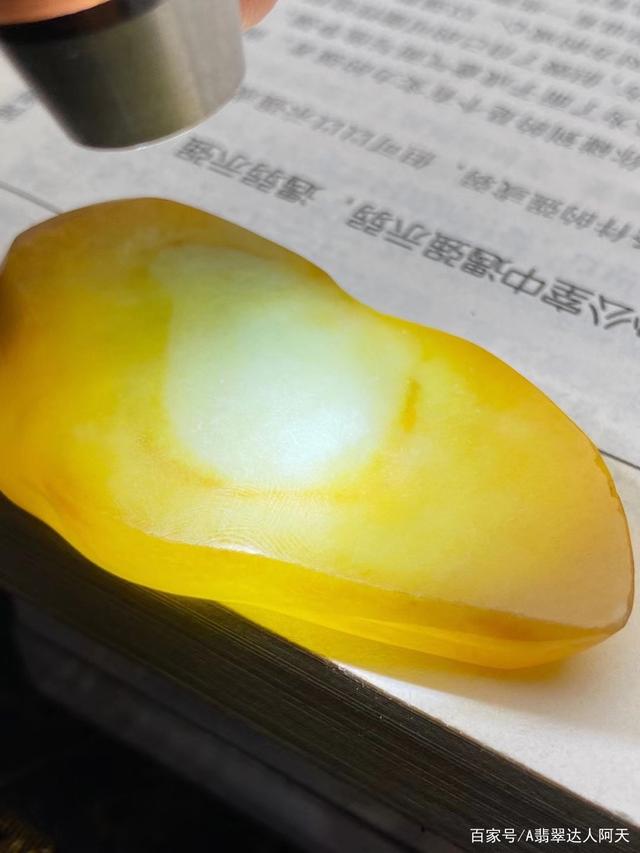 凉水玉石色彩