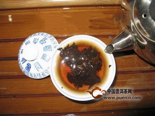 普洱茶的理想泡法：度、湿度及冲泡时间的全面指南