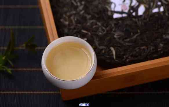 新 '冰岛普洱茶：一种有效的便秘治疗方式及其正确的饮用方法'