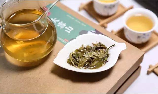 儿喝普洱茶的影响及原因解析：为什么普洱茶不适合小孩饮用？