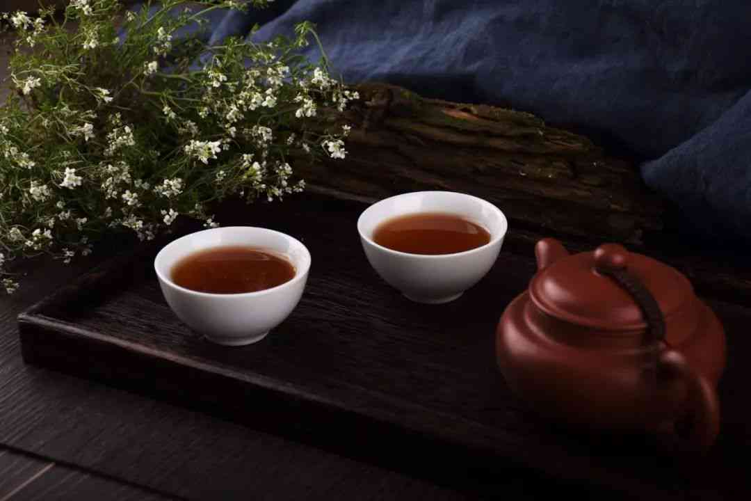 绿茶红茶岩茶普洱茶的区别和好处，哪个更适合您？