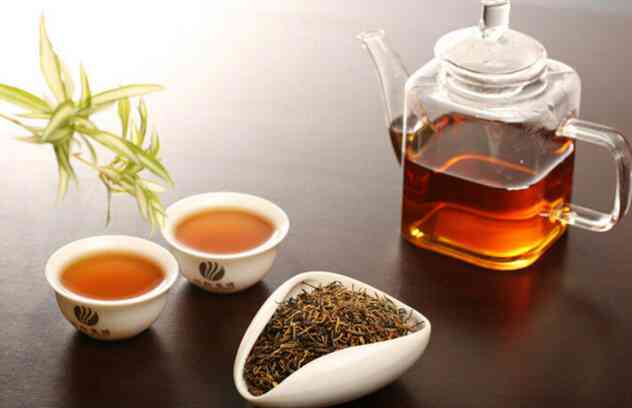 深度解析：绿茶、红茶与普洱茶之间的独特风味和区别