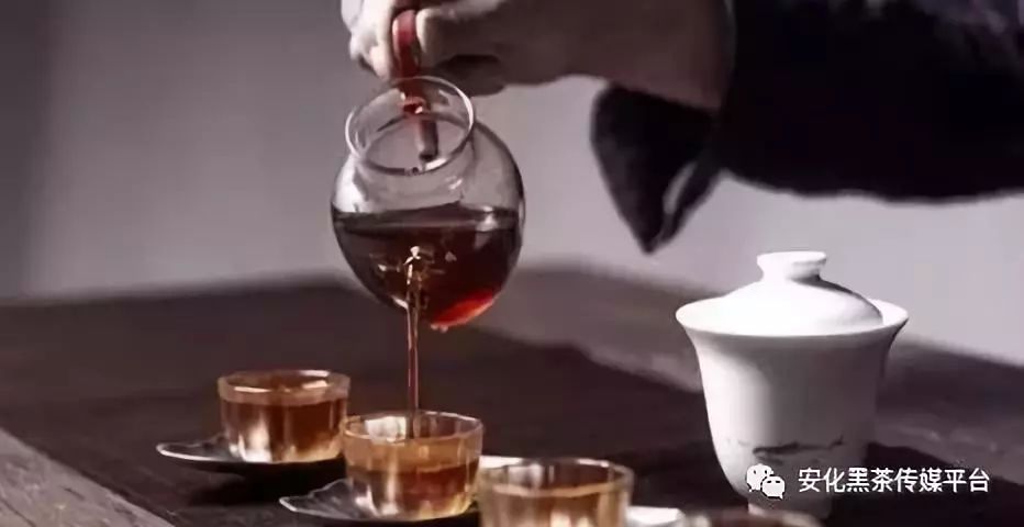 巴基斯坦人饮茶普遍爱好什么茶，西北部流行饮什么茶