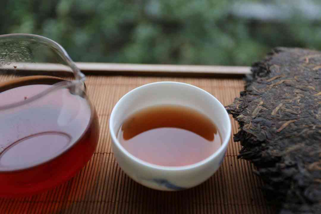 小青柑普洱茶的冲泡用量：一茶匙茶叶泡多少毫升水？