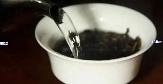 冲泡普洱茶一般多少以上的水合适？冲泡普洱茶的水是多少度？