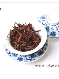 普洱小青柑茶：红茶还是绿茶？答案揭晓及制作方法详解