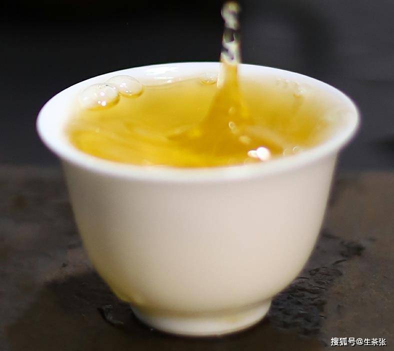 普洱茶：真的有洗洁精的味道吗？这是怎么回事？如何辨别与避免？