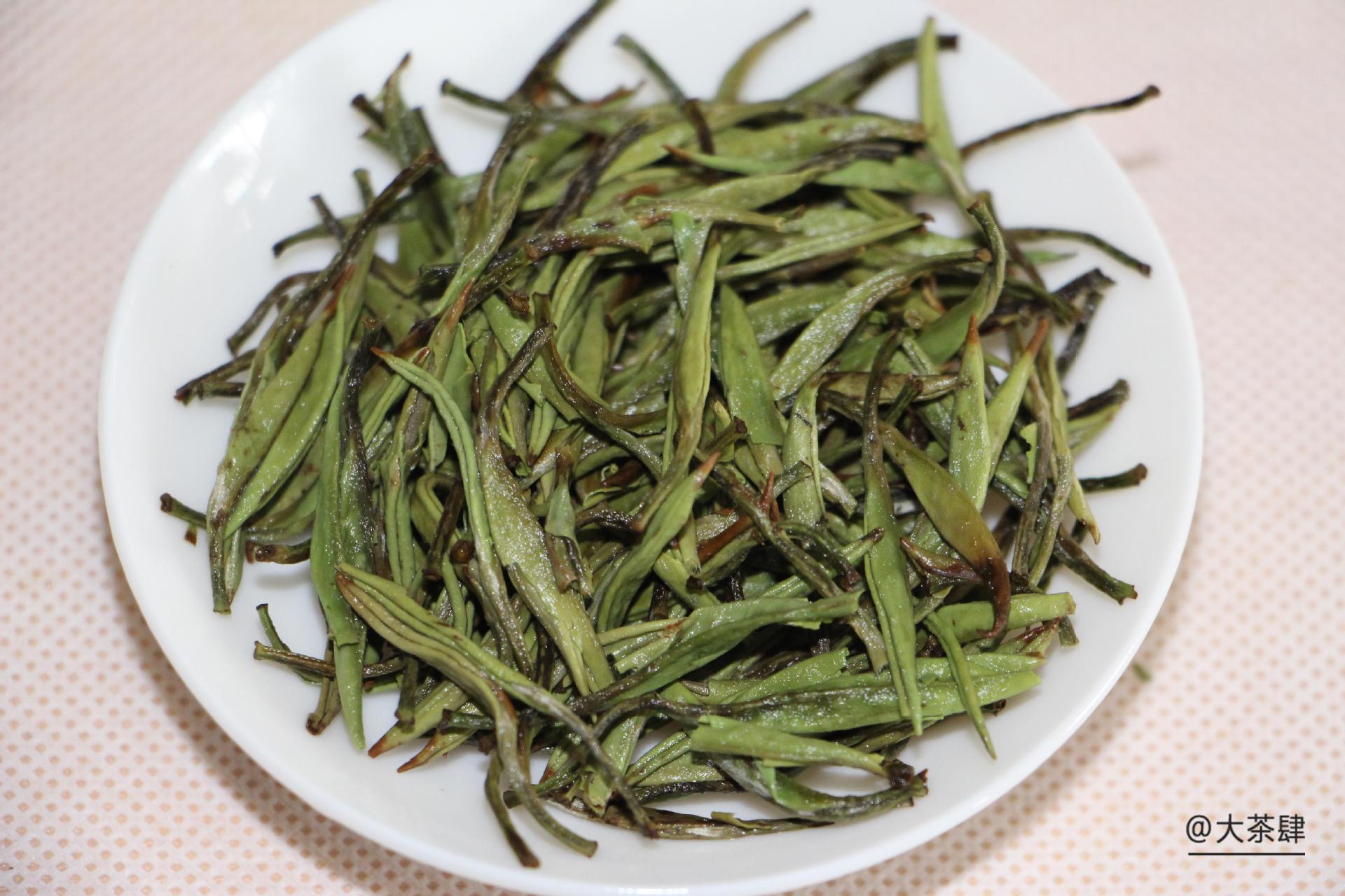 为什么普洱茶中的梗会影响其价格？有没有不带梗的普洱茶？