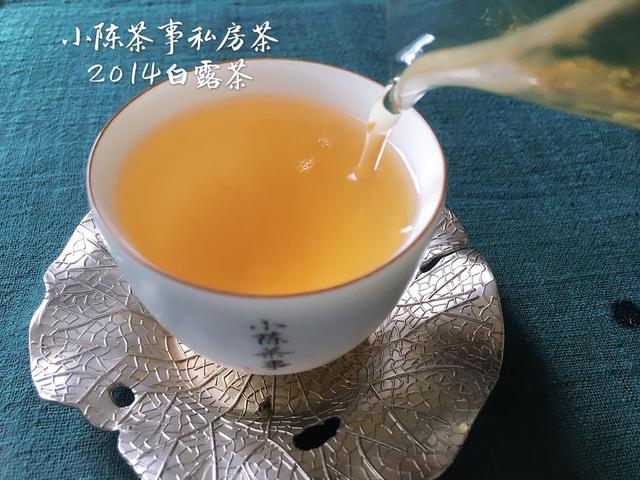 古树春茶与秋茶口感差异及制作红茶的比较