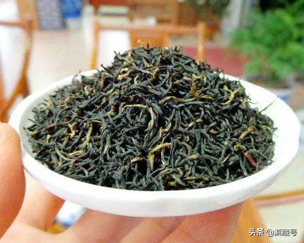 普洱茶发酵过程中茶多糖含量的变化及其对茶叶品质的影响