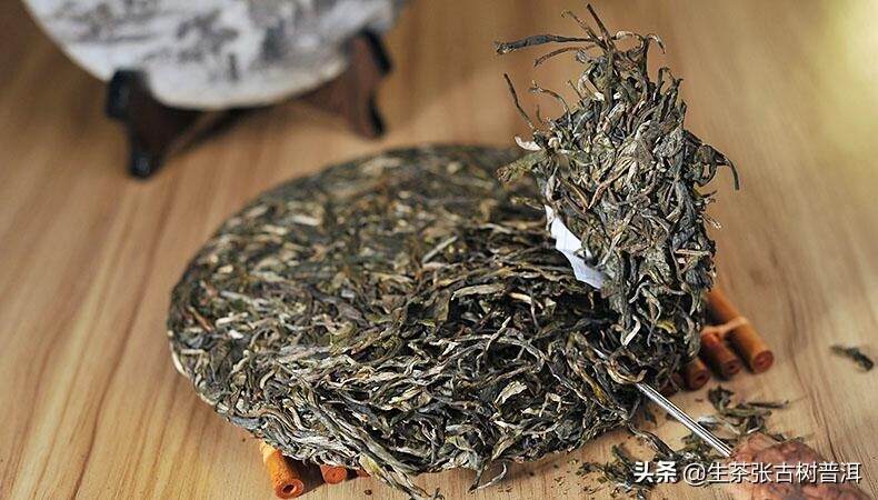 普洱茶饼、散装茶与紧压茶的区别：一篇全面解析，助您选购合适的茶叶形式