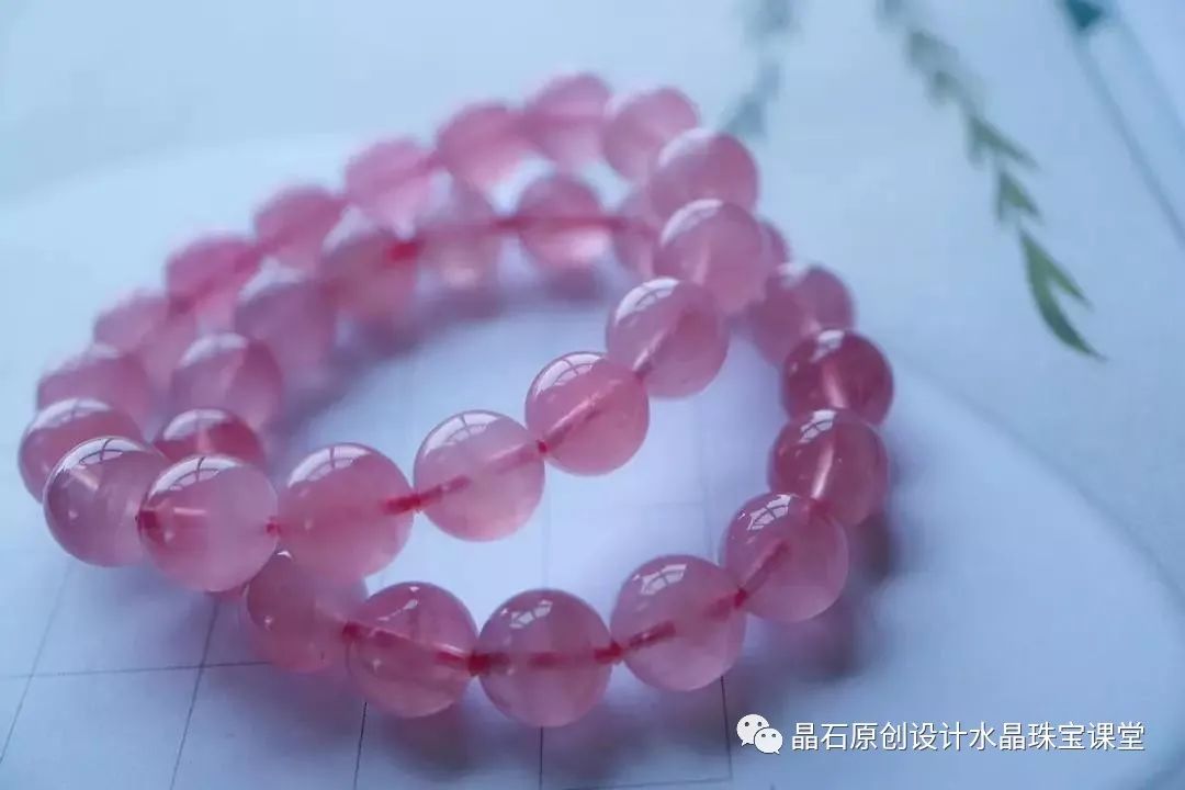 粉水晶和和田玉的区别是什么